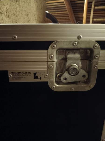 Vanha kuljetuslaatikko Riihimaeki – foto 3