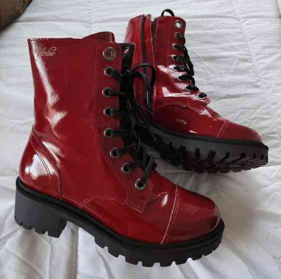 Vintro kiiltävät nahkanilkkurit, koko 37 Оулу