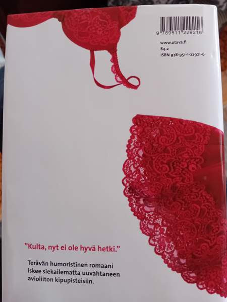 Anna-Leena Härkönen, Ei kiitos Yloejaervi – foto 2