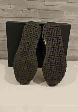 Tommy Hilfiger -tennarit koko 36 Janakkala