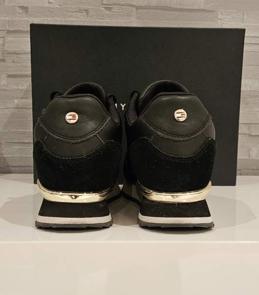 Tommy Hilfiger -tennarit koko 36 Janakkala – foto 3