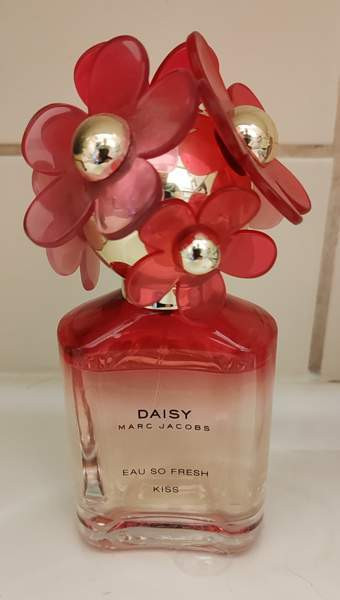 Marc Jacobs Daisy eau so fresh kiss EDt 75ml Kaarina - valokuva 1