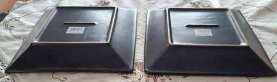 Vihreän/Mustan väriset siistit lautaset Turku