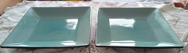 Vihreän/Mustan väriset siistit lautaset Турку - изображение 2