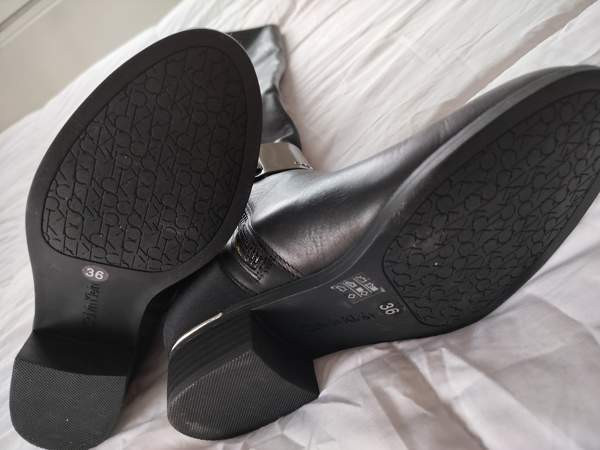 Calvin Klein ylipolven saappaat koko 36 Оулу - изображение 6