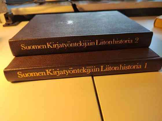 Suomen Kirjatyöntekijäin Liiton Historia 1-2, 2 kirjaa Helsinki