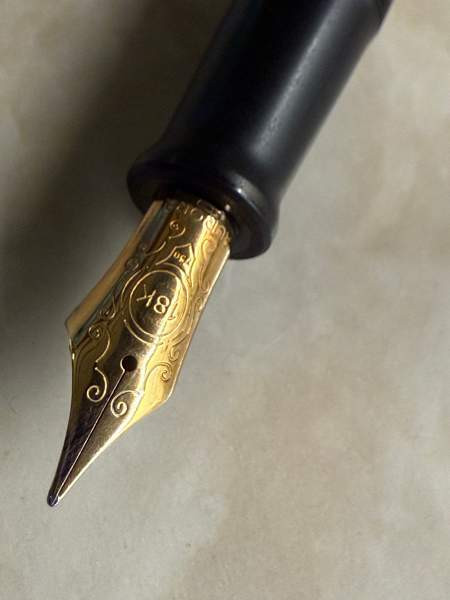 Aurora Africa mustekynä Tampere - photo 3