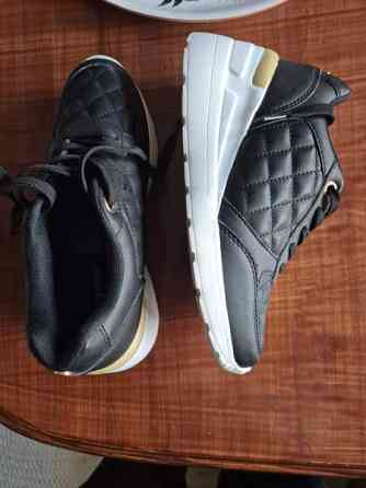 Uudet lenkkarit 37 laukut Vantaa