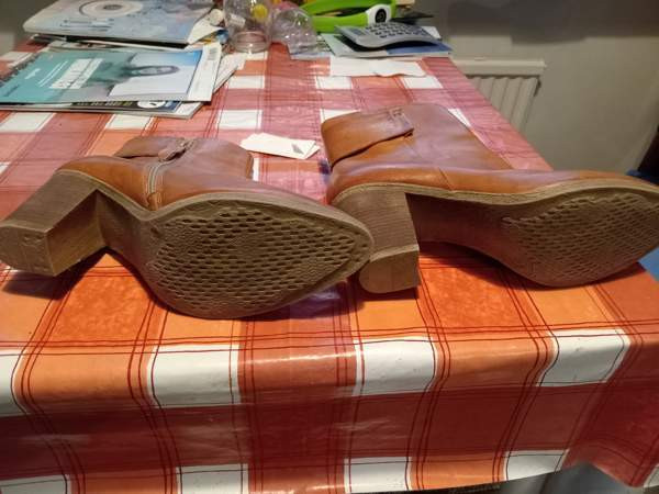 Ruskeat nilkkurit koko 41 Kotka - valokuva 4