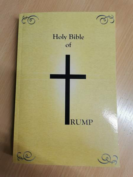 Holy Bible of Trump Helsinki – foto 1