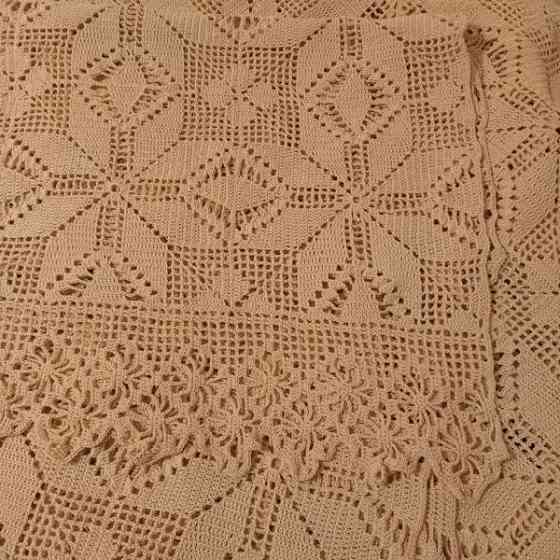 Virkattu käyttämätön parisängyn päiväpeitto Оулу