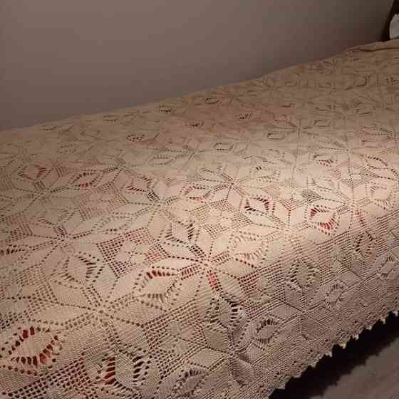 Virkattu käyttämätön parisängyn päiväpeitto Оулу