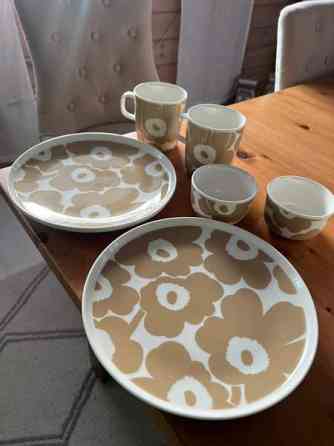 Marimekko unikko beige astiasto Вихти
