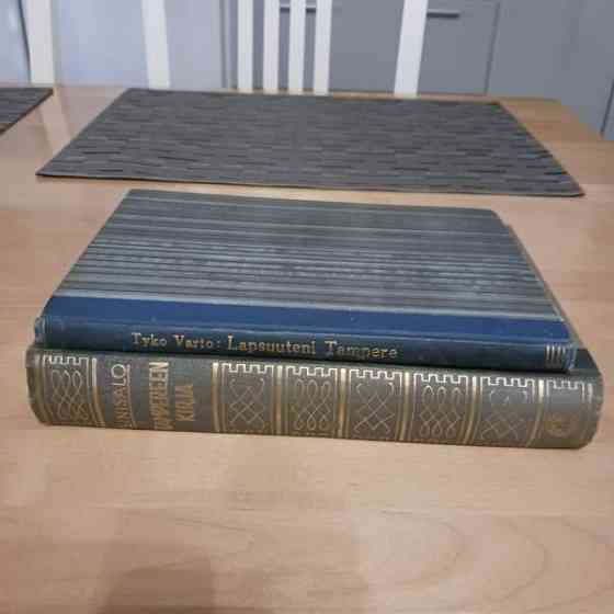 Tampere -aiheisia kirjoja.... Tampere