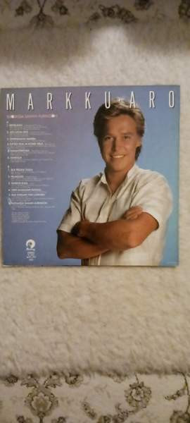Markku Aro, 2 kpl LP-levyjä Jaervenpaeae – foto 5