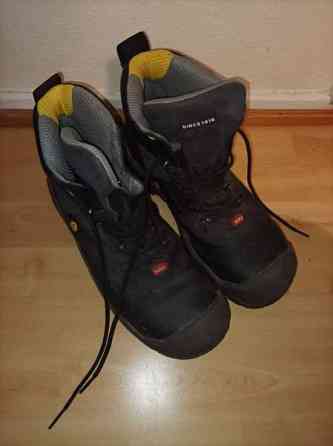 Turvakengät Jalas 42 korkeavartiset Helsinki