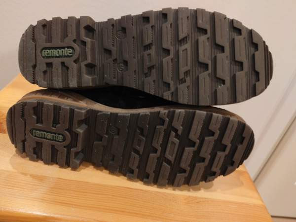 Myydään siistit talvi kengät, erittäin hyvä kuntoiset Kuopio – foto 2