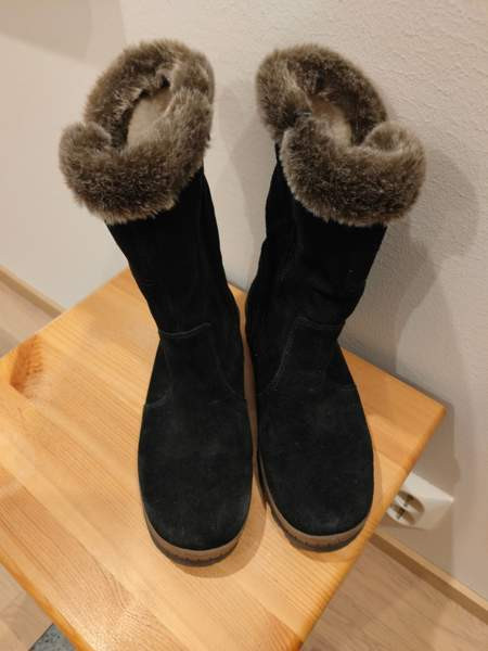 Myydään siistit talvi kengät, erittäin hyvä kuntoiset Kuopio – foto 4