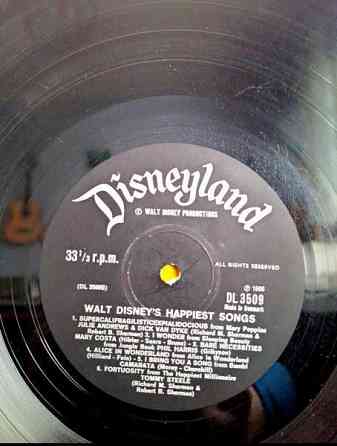 Myydään Walt Disney's Happiest songs lp Tyrnävä