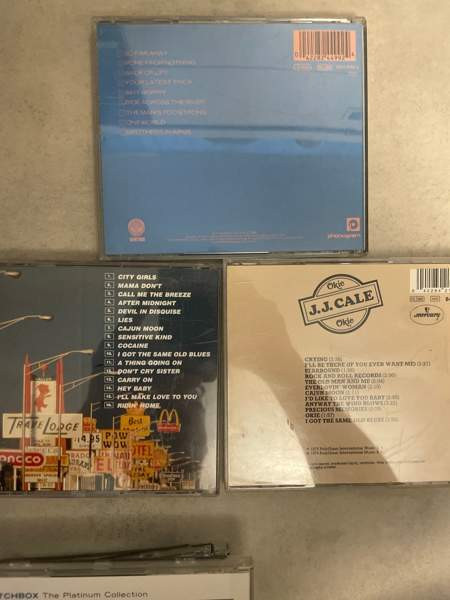 Matchbox. T Rex. JJ Cale. Dire Straits. Renegades Helsinki – foto 3