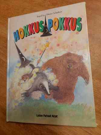 Lasten kirjoja Kaarina