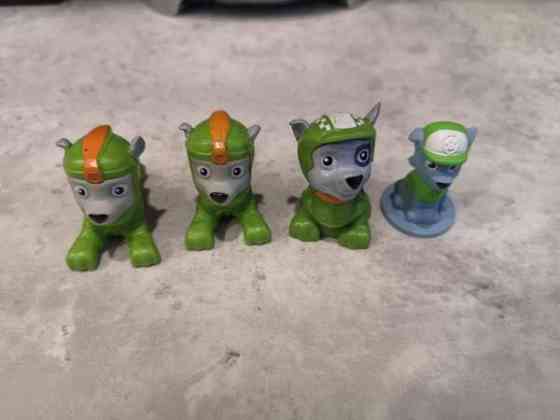 Ryhmä Hau koirafiguurit Imatra