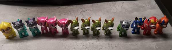 Ryhmä Hau koirafiguurit Иматра - изображение 1