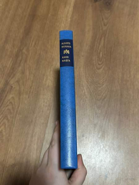 Kaksi naista kirja Ilmajoki – foto 1