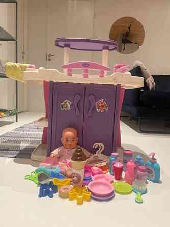 Nuken hoitopöytä ja tarvikkeet Nurmijaervi