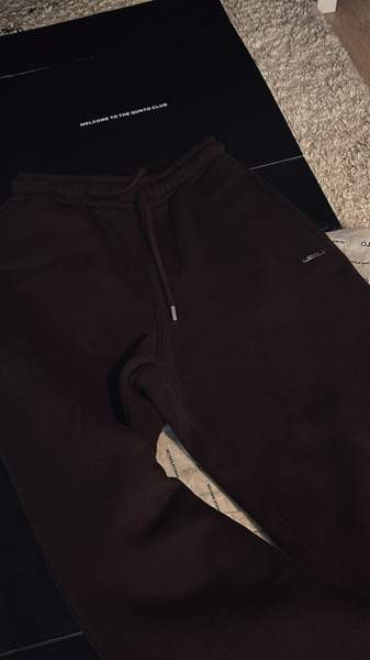 Housut ja vaatteet Эспоо - изображение 1