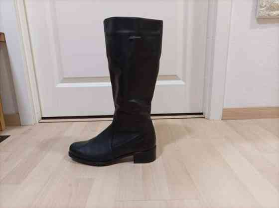 Naisten nahkasaappaat Лаппенранта