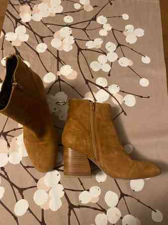 Steve Madden uudenveroiset mokkanahkanilkkurit Helsinki