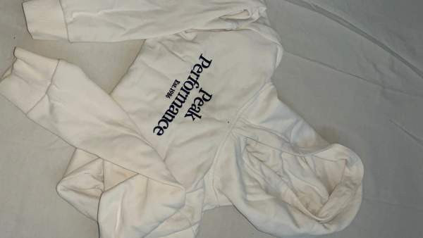 Uudenveroinen Peak Performance huppari! Helsinki - valokuva 1