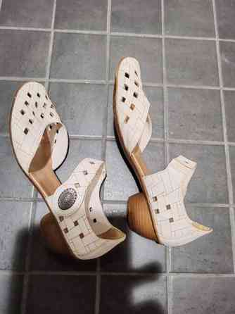 Valkoiset Rieker kengät Oulu