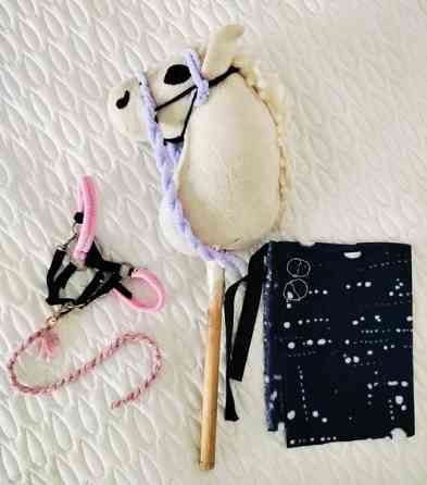 Vaalea keppari ja varusteita Tampere