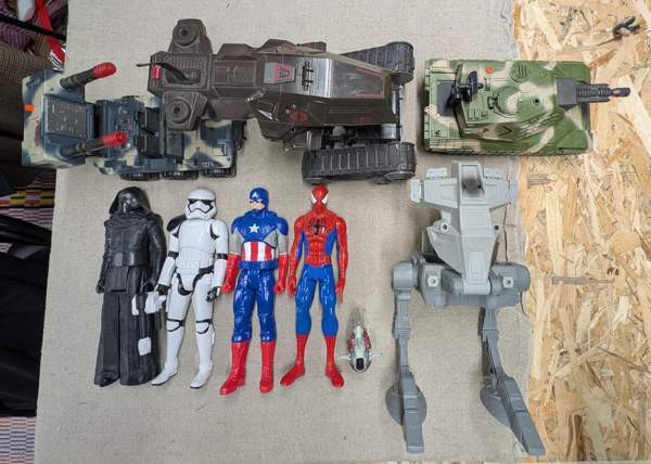 Leluja alkaen vuodesta 1980 Helsinki - valokuva 2