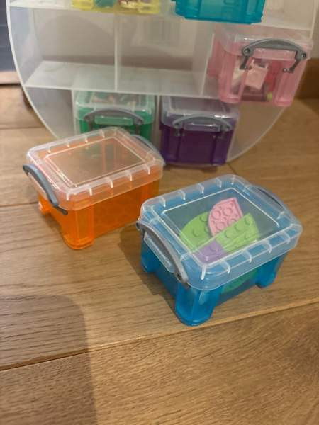 Omenan muotoinen lokerikko laatikoilla Kauniainen – foto 2