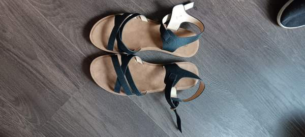 Naisten sandaalit koko 40 Vantaa - valokuva 1