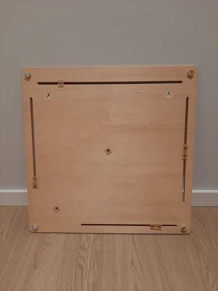 Puinen kalenterikello Jyväskylä - valokuva 2