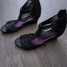 Naisten mustat sandaalit Сейняйоки - изображение 1