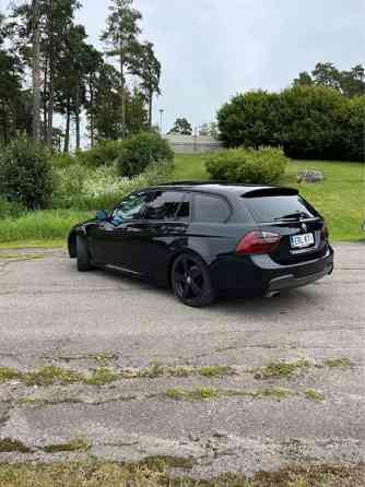 BMW 320 Ugleural'skiy