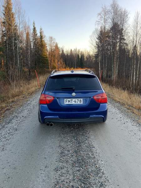 BMW 330 Posio - valokuva 4