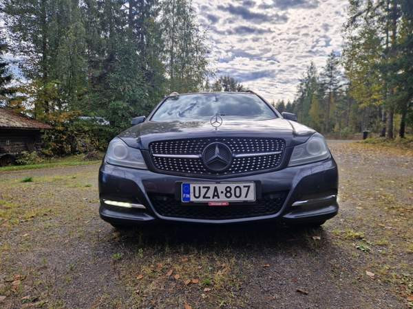 Mercedes-Benz C Ylikiiminki - изображение 1