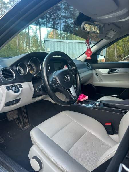 Mercedes-Benz C Ylikiiminki - изображение 4