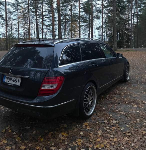 Mercedes-Benz C Tampere - valokuva 3