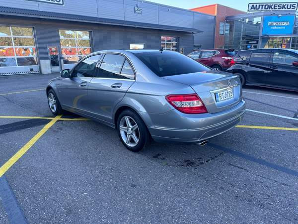 Mercedes-Benz C Турткуль - изображение 3