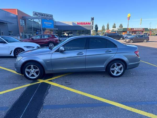 Mercedes-Benz C Турткуль - изображение 2