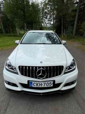 Mercedes-Benz C Alavus