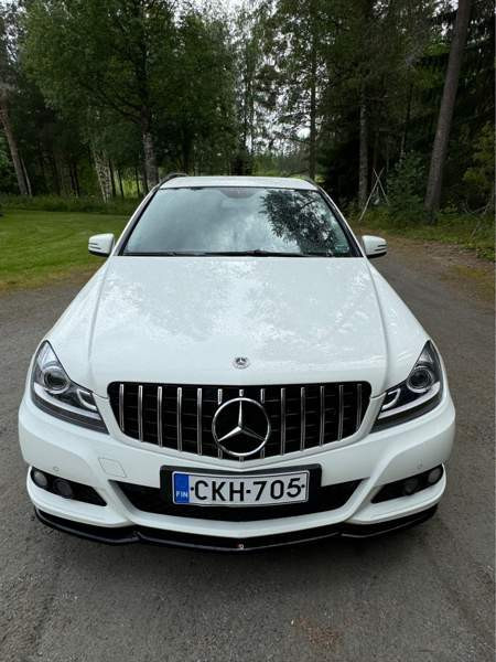 Mercedes-Benz C Alavus - photo 3