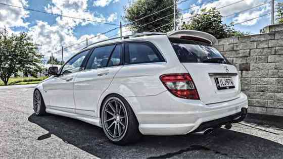 Mercedes-Benz C Uusikaarlepyy